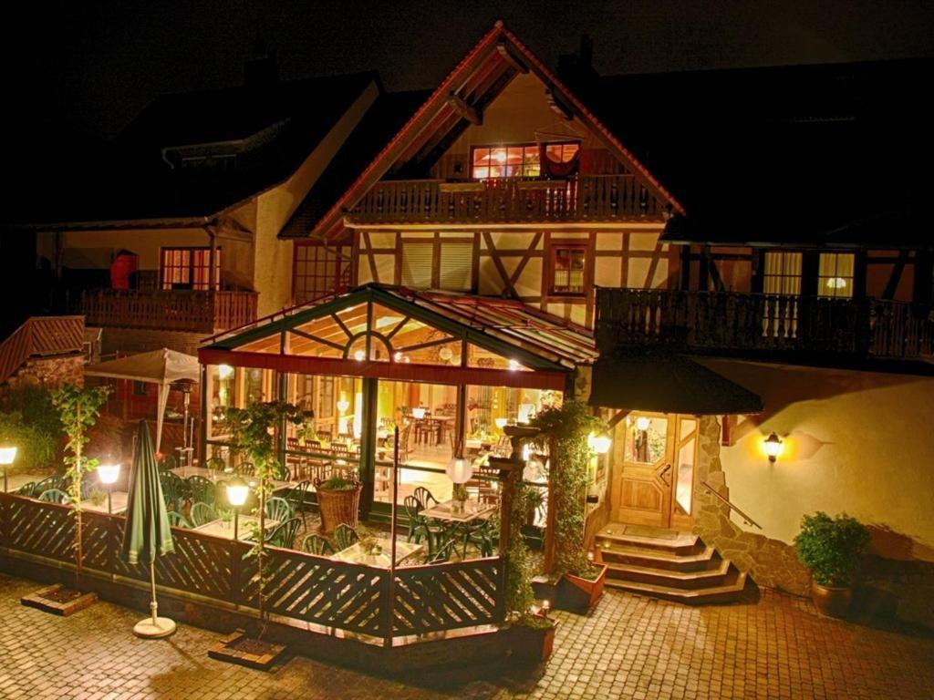 Inn Landgasthof Zur Gemütlichkeit Mombris Exterior foto
